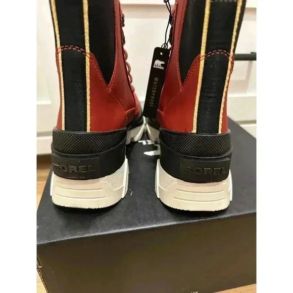 Sorel Brex Boot Lace WP [Warp Red/Black] For Women - Picture 4 of 6